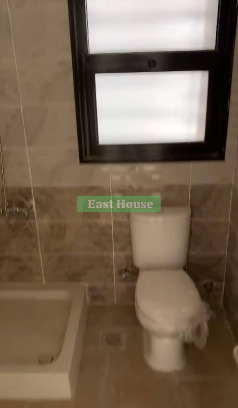 3 16795f49-33cd-4074-86ca-33d2b7386486. jpg