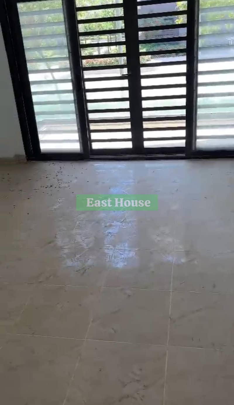 5 c9de55f7-764d-42f7-9308-0663778ec730. jpg