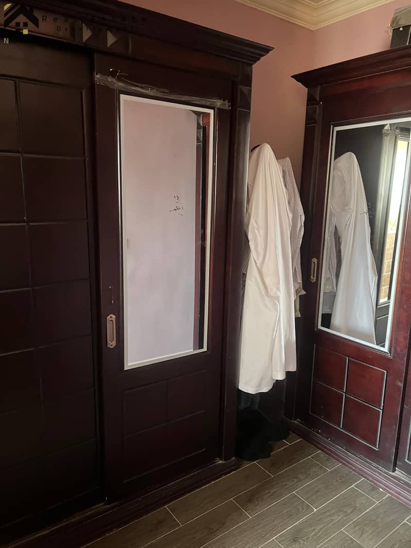 17 WhatsApp Image 2025-10-06 at 12.34. 30_9753d85f. jpg