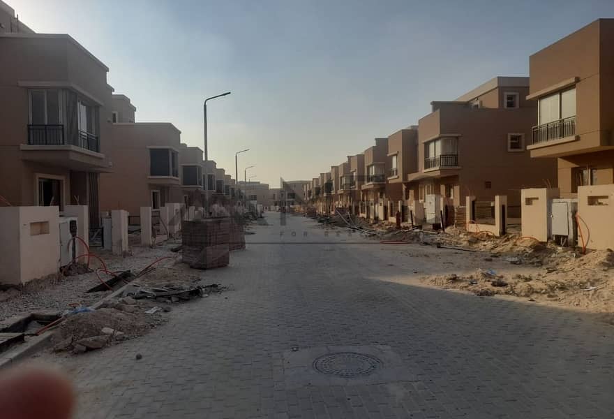 5 15be79bd-c9b6-49d9-91b8-ddee5b75c8b4. jpg