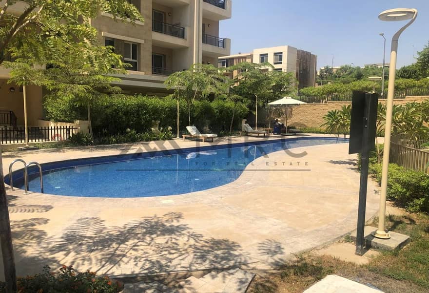 10 f94ba027-6fb9-4404-80b1-65bf3458dec1. jpg