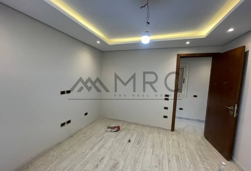 4 3840a117-49f6-4f03-a1ff-2344e4ec8c98. jpg