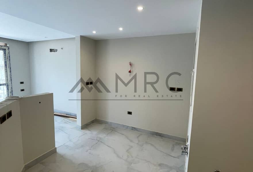 8 ec02686a-5c24-4887-ba5d-9b358c5e6254. jpg