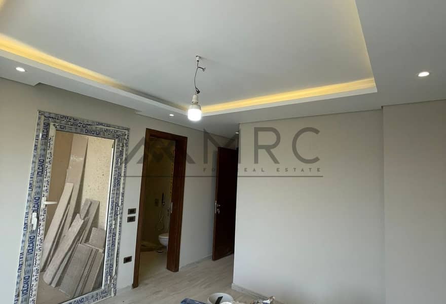 13 60c6762f-e4ed-4f00-9cd4-52e6ce7d3920. jpg