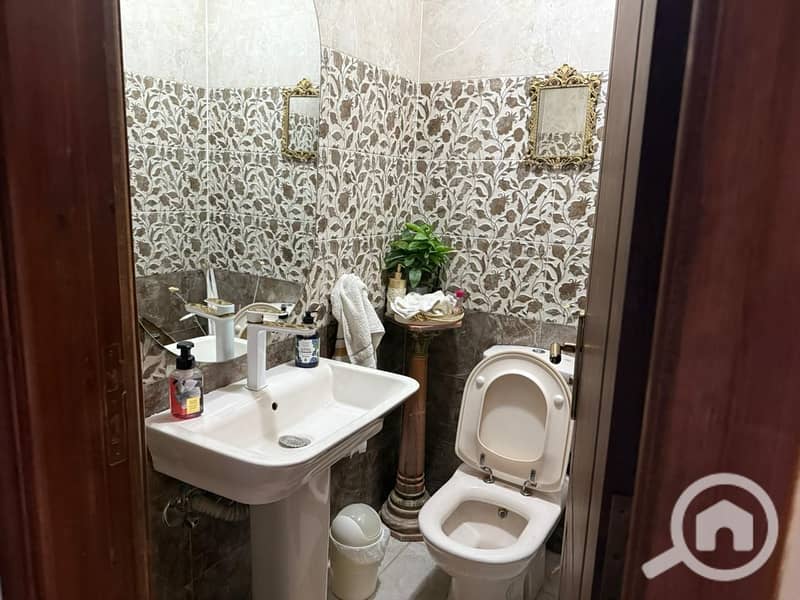 9 92c6b9a5-084d-4a8e-a125-f948d4f2e350. jpeg