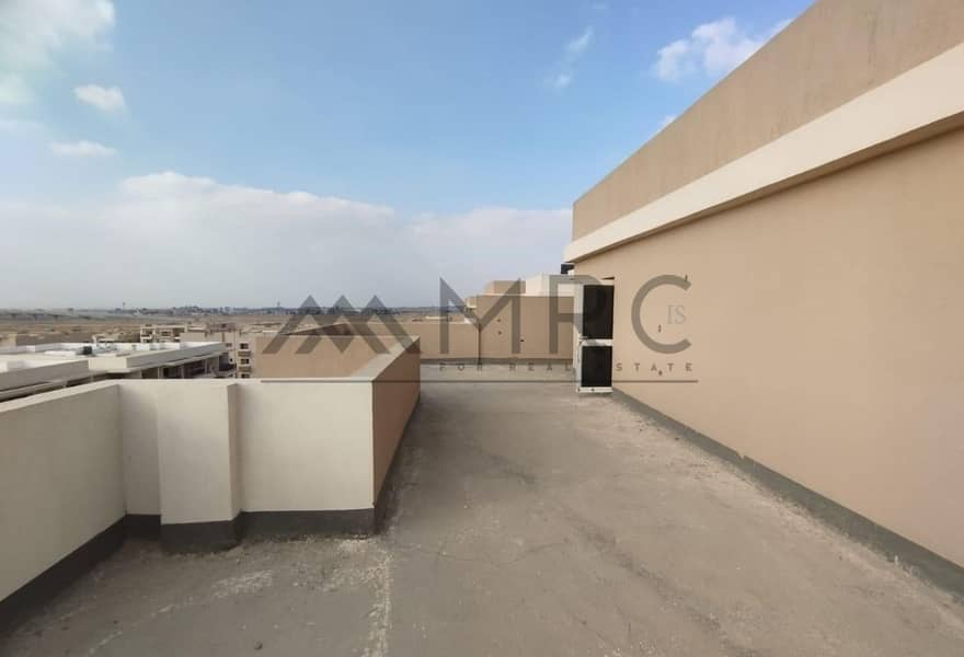 9 49e281f6-dd5a-45f2-b726-9557a29d6def. jpg