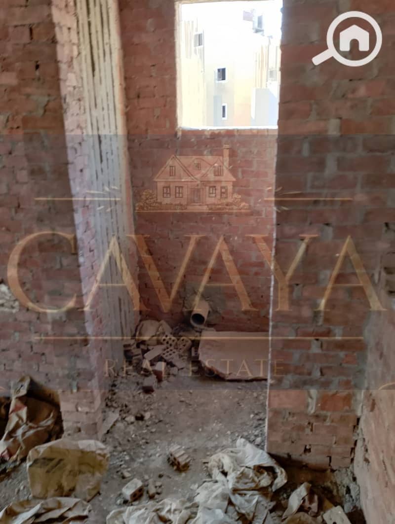 8 Untitled design (3). png