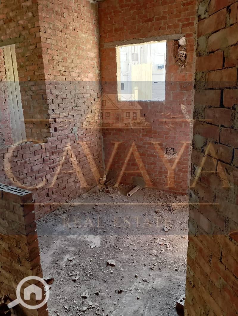 12 Untitled design (8). png