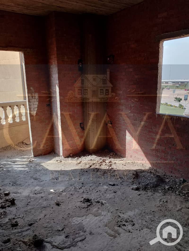 14 Untitled design (12). png