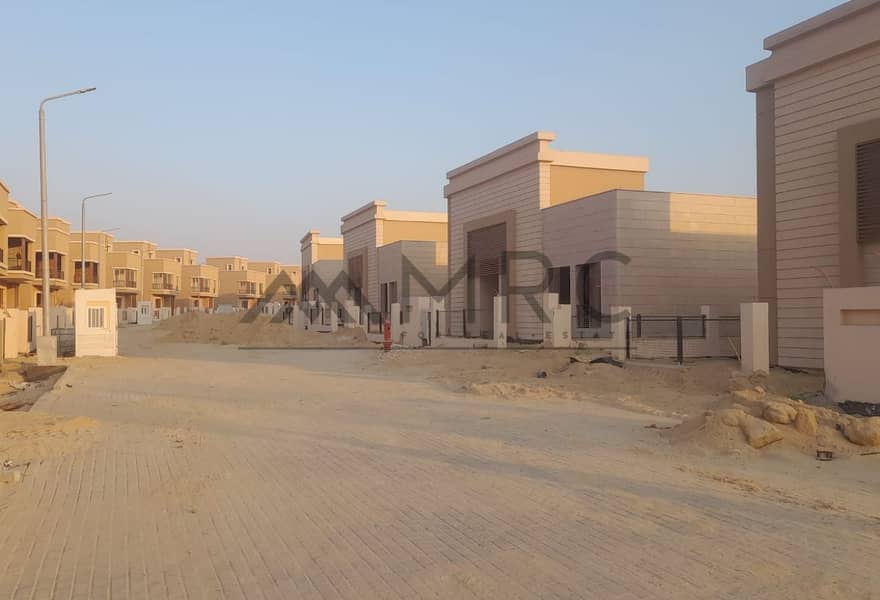 3 e8467e07-f4a8-44cc-bcf1-d8f66d5e6284. jpg