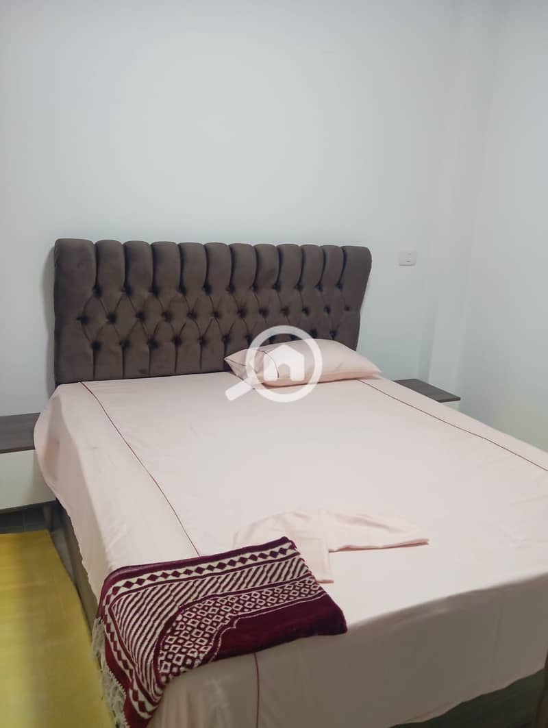 3 889c5602-28c0-4153-904f-91b879b7e121. jpg