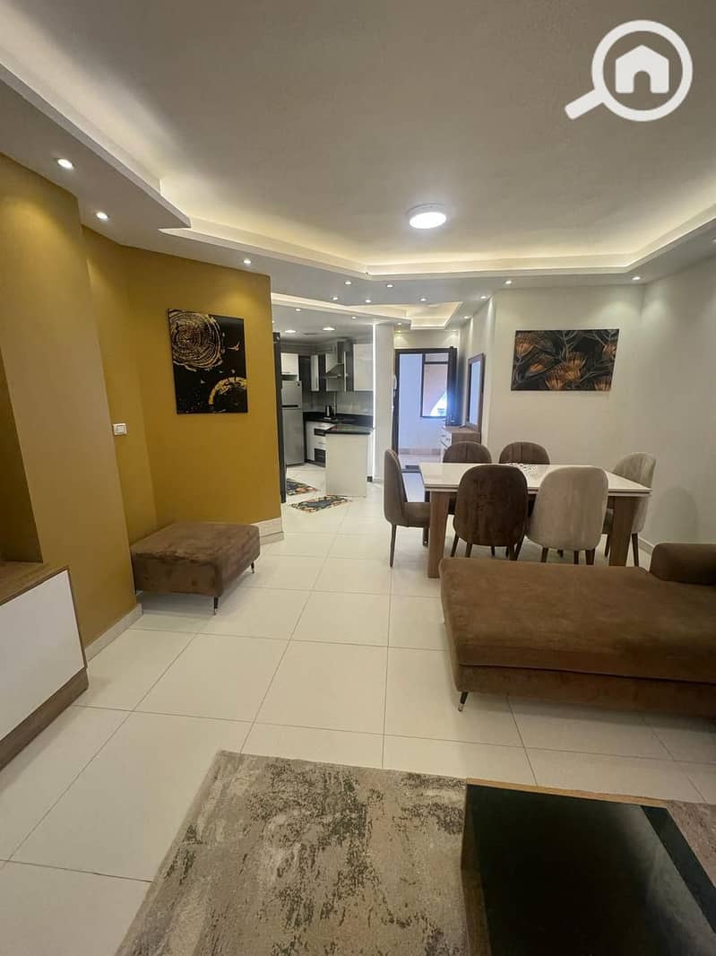 3 050b0158-205b-46a6-a3b0-f9dd7c5d244a. jpeg