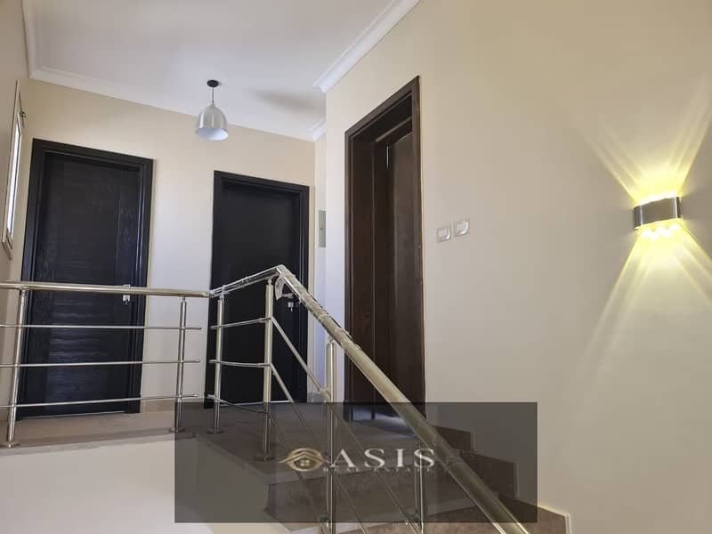 4 WhatsApp Image 2025-12-03 at 17.04. 34 (1). jpeg