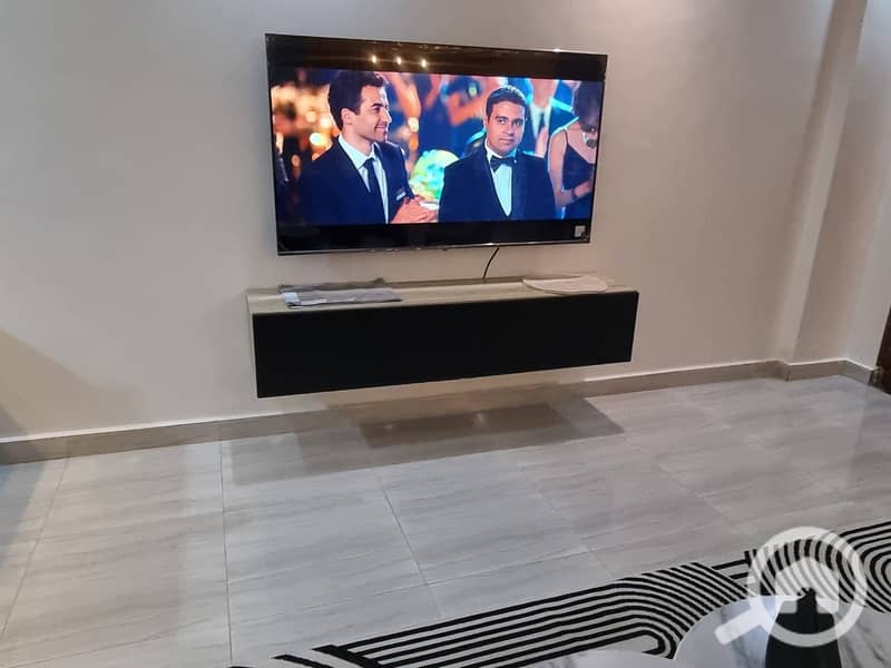 3 a5fefcc9-19ab-4d88-b3bb-9de70809a4b0. jpeg