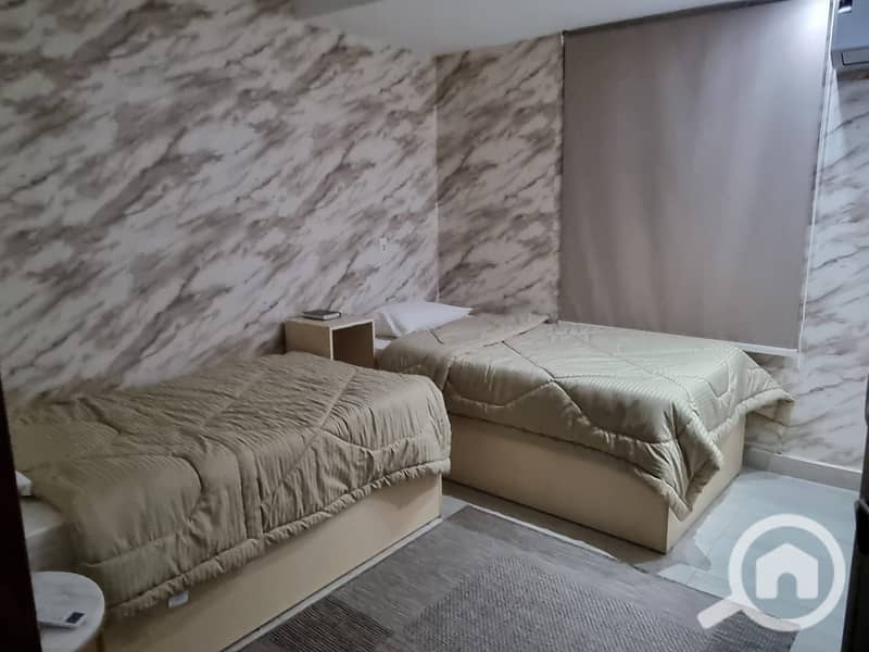 8 4a74b3b7-9cc7-423e-be6e-60d524e15798. jpeg