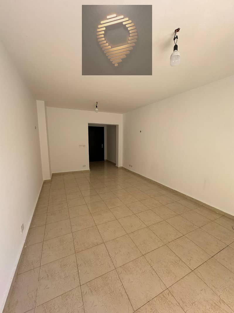 5 WhatsApp Image 2025-10-07 at 17.51. 49_3ff71757. jpg