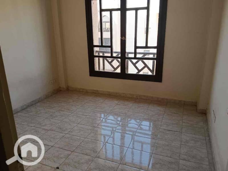 4 95b612ac-4617-4eb1-9149-fd3fb5756f80. jpg