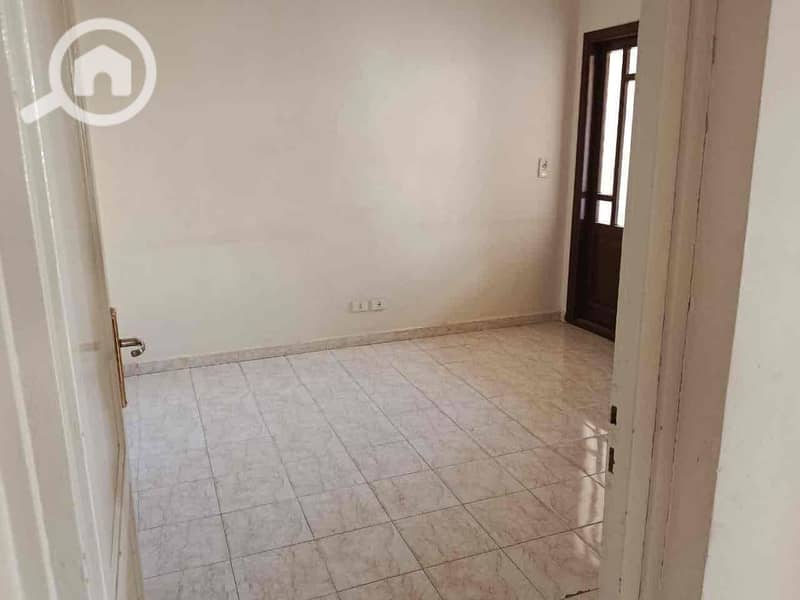 8 dd3588f7-25b7-4e2b-9318-ec2debdb286b. jpg