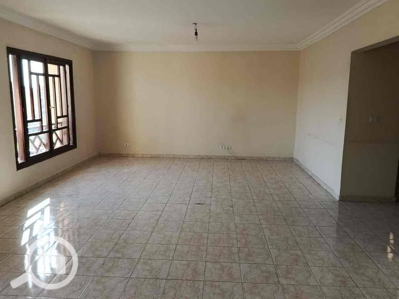 11 18191639-0941-49ae-b489-ec39c9c4cc83. jpg