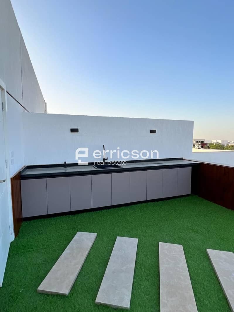 2 21441726-7919-4cfa-9e2d-55d657da7f43. jpg