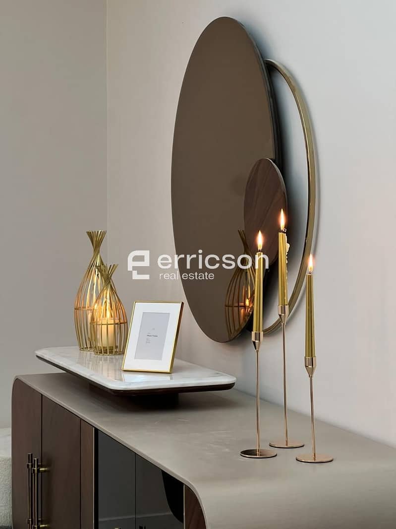 9 cc5ad27e-6b1d-42a0-9b22-b4d1793c2492. jpg