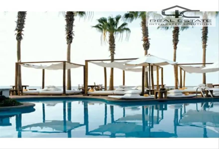 8 6476110-dd226o. png