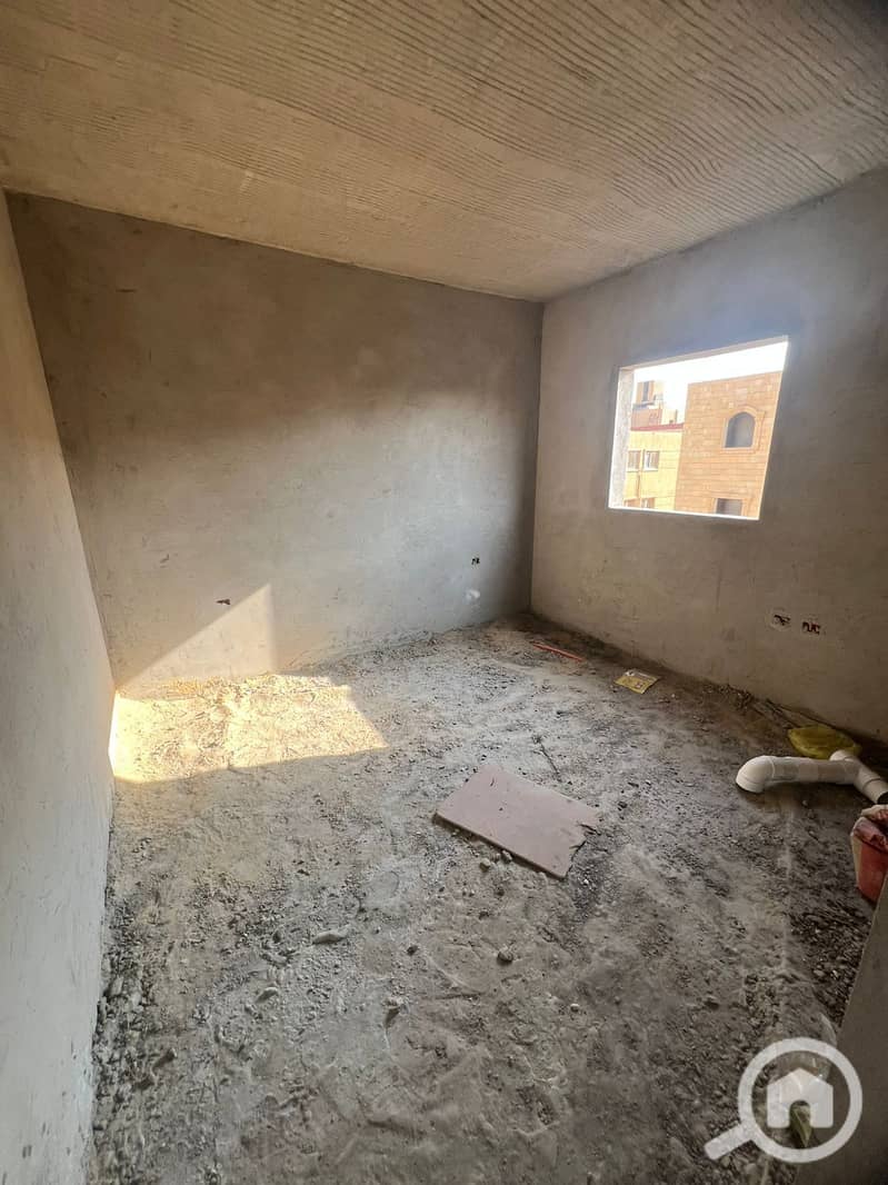 8 WhatsApp Image 2025-12-04 at 1.22. 20 PM (1). jpeg