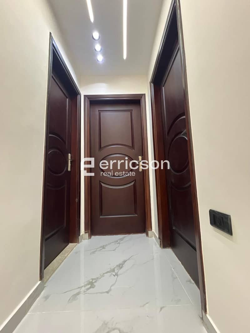 5 0ae17732-18b8-4e1f-a3a7-812be23dfeac. jpg