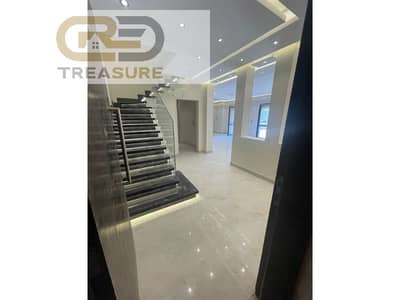 3 Bedroom Duplex for Rent in New Cairo, Cairo - IMG-20251204-WA0131. jpg