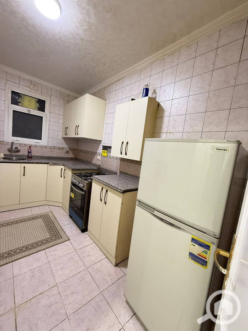 10 e35d8d93-89f2-4608-9fa5-daf6bbd96a7a. jpeg