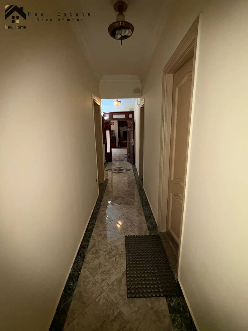 11 WhatsApp Image 2025-11-04 at 11.30. 24_a381500d. jpg