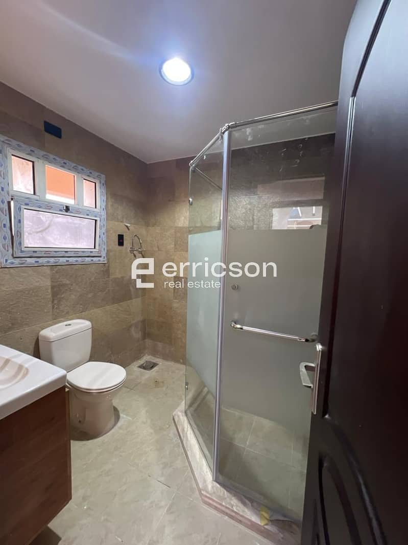 6 72a62adb-ef5f-4ab6-b843-eb48be33dbbd. jpg