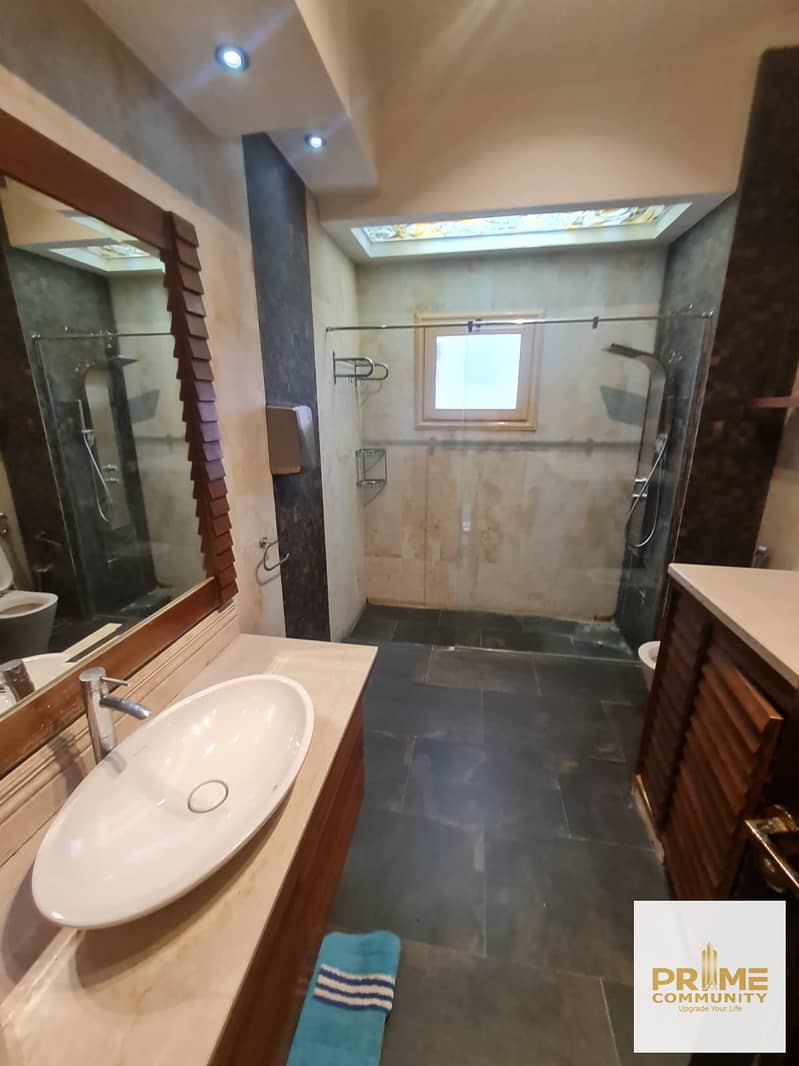 8 WhatsApp Image 2025-12-03 at 17.02. 32_037a0b72. jpg