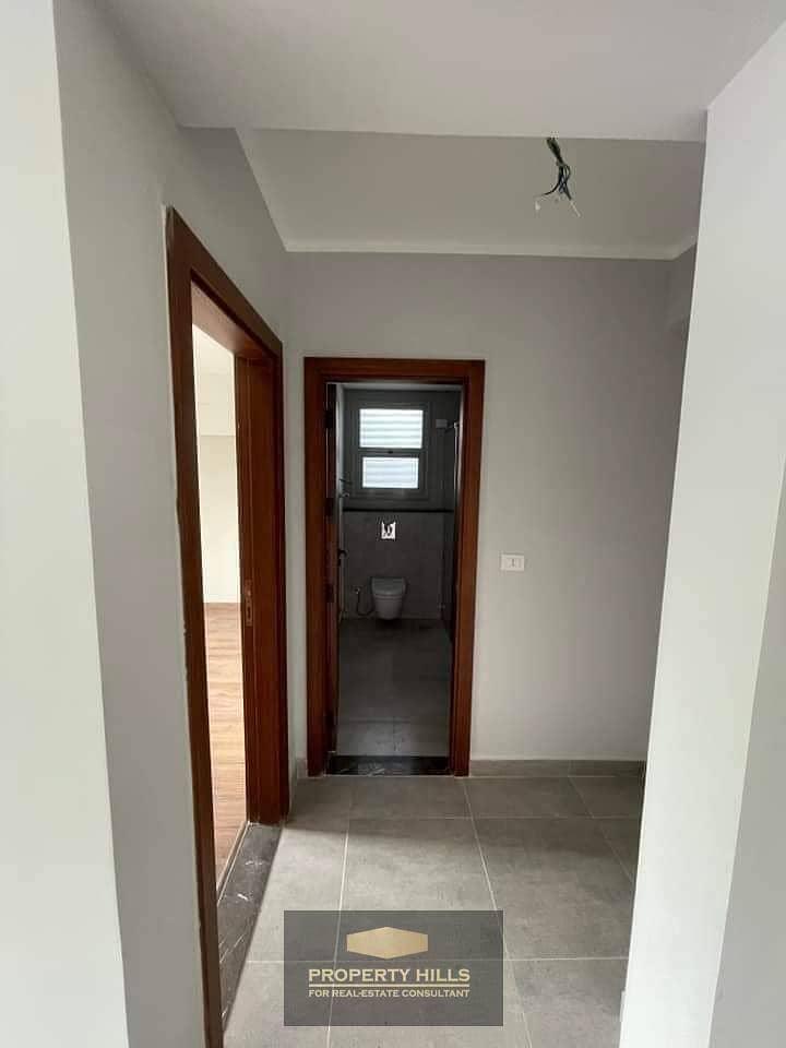 52 WhatsApp Image 2024-09-22 at 11.32. 48 AM. jpeg