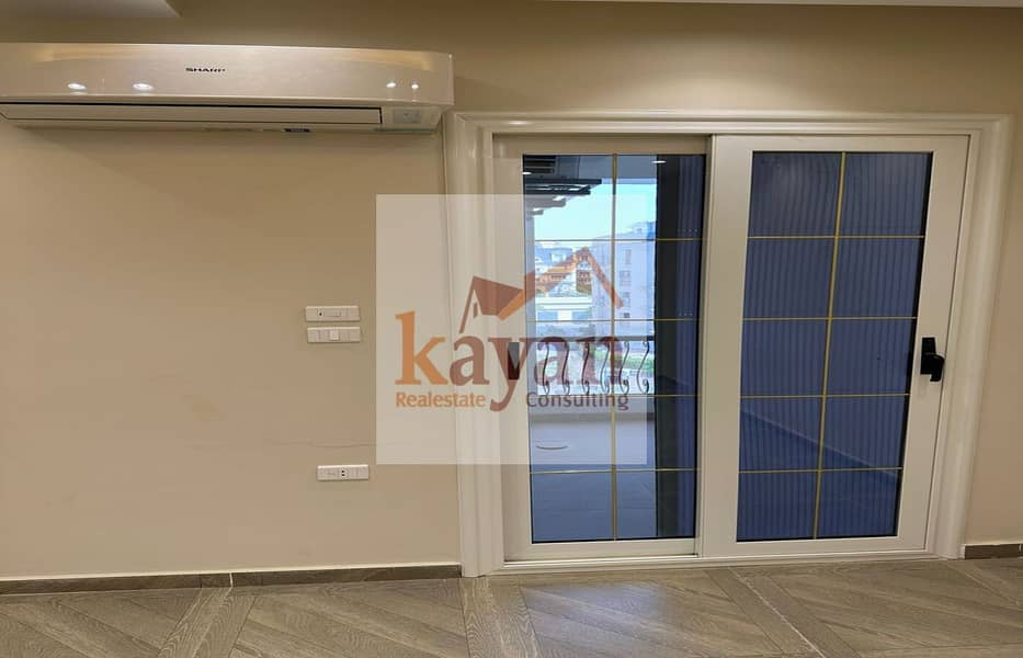 4 WhatsApp Image 2025-10-01 at 14.58. 08. jpeg