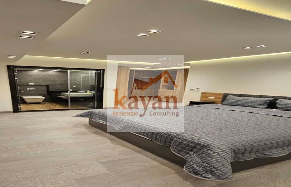 10 ff95da9d-ee07-4d7b-8ea0-5bb670963e3b. jpg