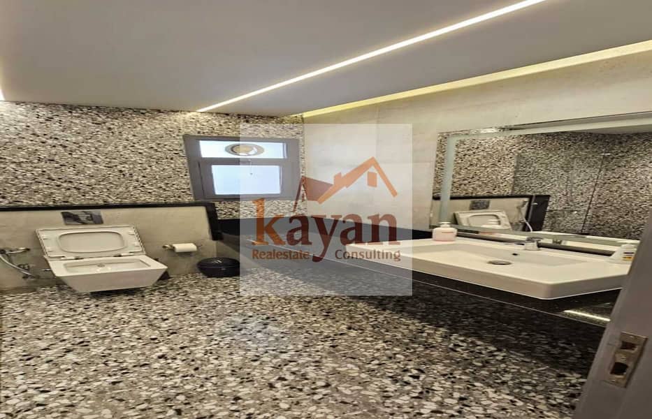 11 f0a92b3c-be1a-47d0-a720-6476e7d61a81. jpg