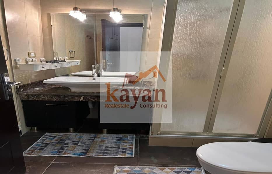 25 ff1df4c7-2461-48df-83bc-38cfc62ff527. jpg