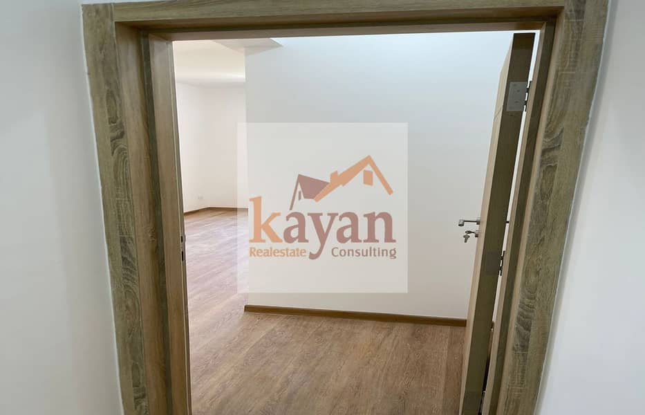 10 WhatsApp Image 2025-11-04 at 10.56. 42 (2). jpeg