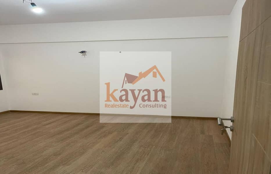 28 WhatsApp Image 2025-11-04 at 10.56. 46 (3). jpeg