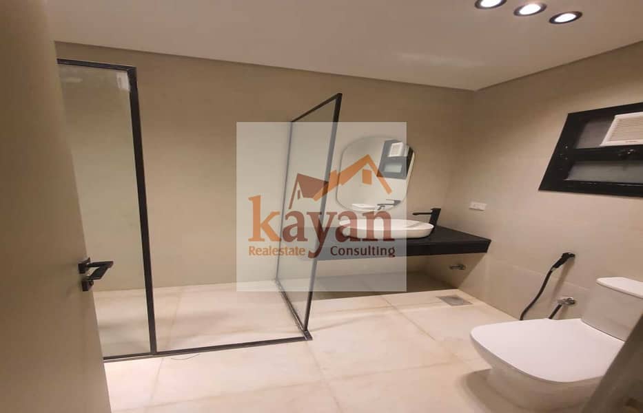 7 WhatsApp Image 2025-11-04 at 10.47. 06. jpeg