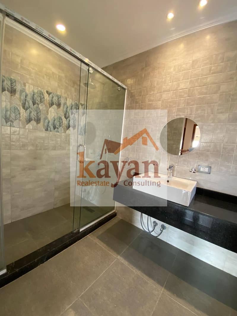 6 WhatsApp Image 2025-10-27 at 10.46. 57_b5a943fe. jpg