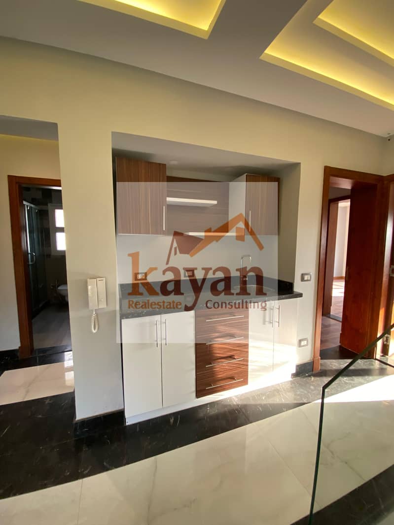 10 WhatsApp Image 2025-10-27 at 10.46. 55_e0e31b08. jpg