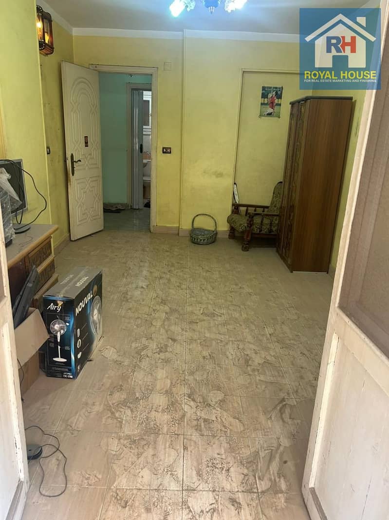 5 298a8c11-4799-4e17-958d-ae70229d8584. jpeg