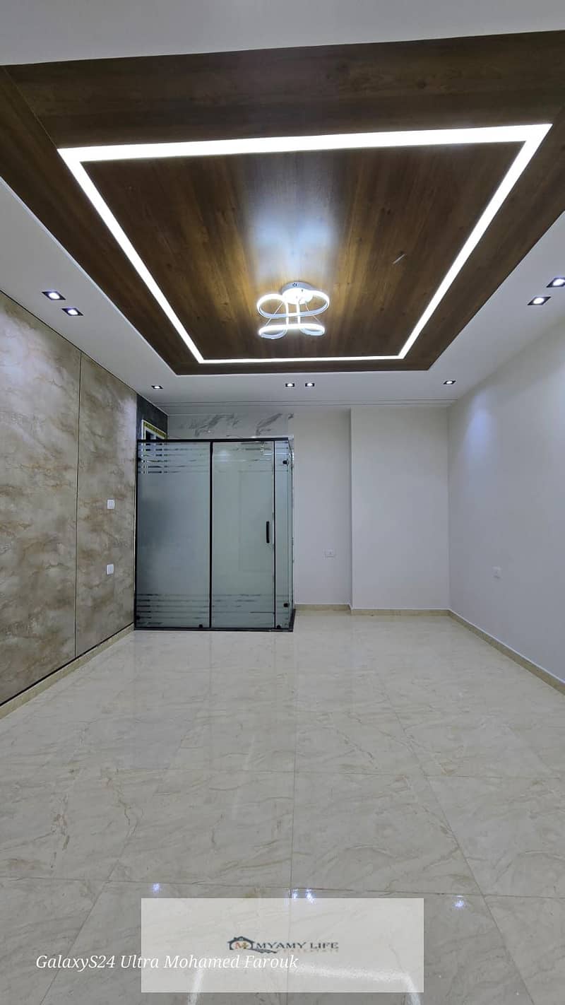 25 WhatsApp Image 2025-12-04 at 11.46. 17 AM (2). jpeg