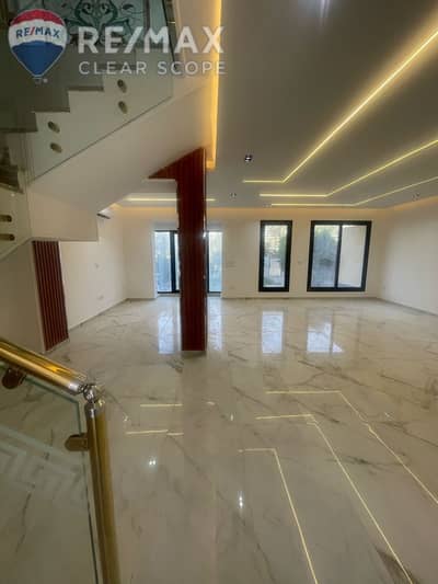 4 Bedroom Townhouse for Rent in New Cairo, Cairo - 01bc8e30-0697-485d-bdf5-f7c2b2f607f8. jpeg