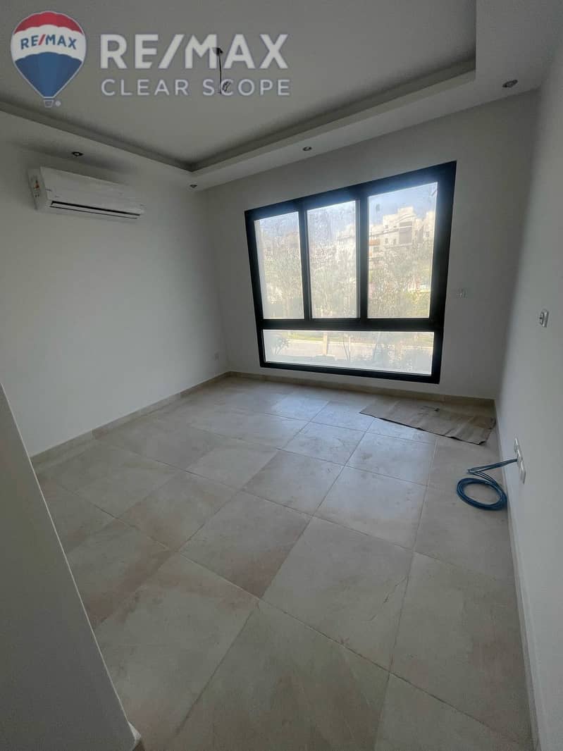 3 0b2b042e-fc48-4ce1-9045-22e70e828c8c. jpeg