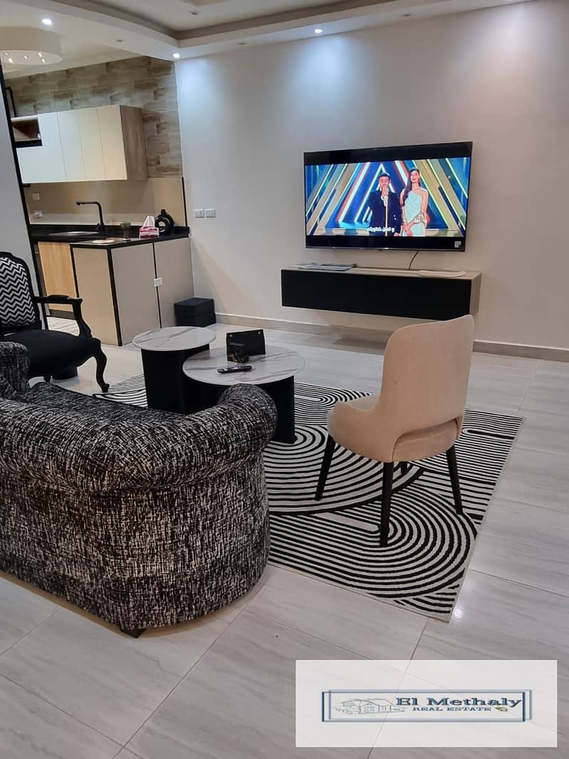 2 80e7e426-68f8-4ccf-ad6d-e8dcfef5ba58. jpg