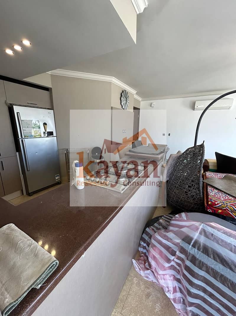 19 ec0d3596-f76b-4e32-bbf0-e2bfcc085eb7. jpeg