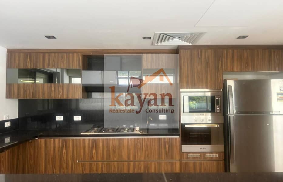 2 885120d3-98c4-4d7d-bd24-1446f2405069. jpg